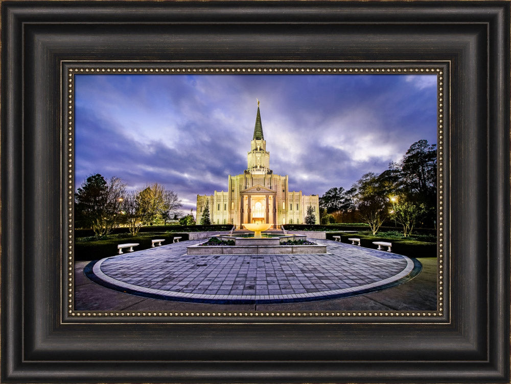 Houston Temple - Circle Courtyard