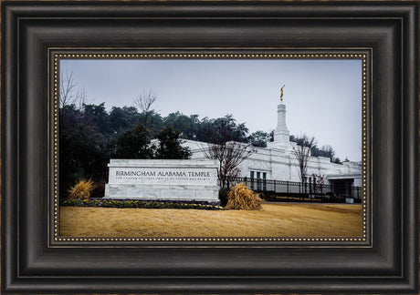 Birmingham Temple - Golden Sign
